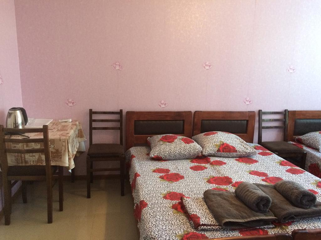 Alex'S Cosy Guesthouse Tbilisi ภายนอก รูปภาพ