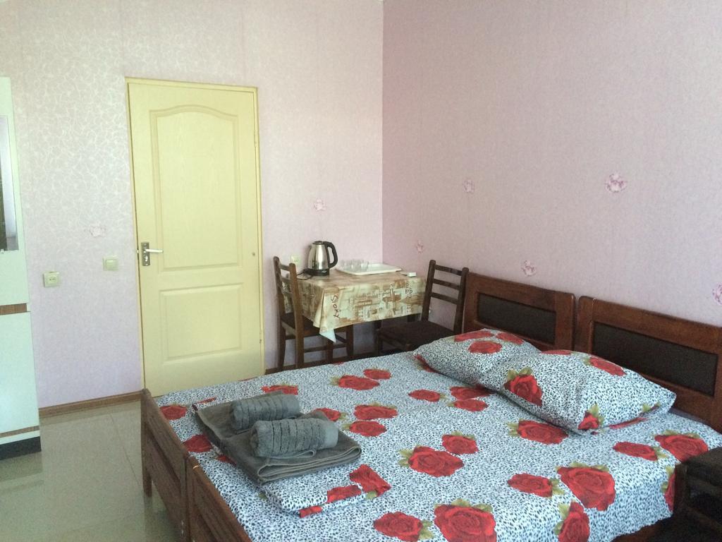 Alex'S Cosy Guesthouse Tbilisi ภายนอก รูปภาพ