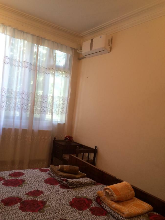 Alex'S Cosy Guesthouse Tbilisi ภายนอก รูปภาพ
