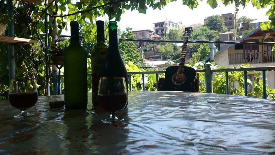 Alex'S Cosy Guesthouse Tbilisi ภายนอก รูปภาพ